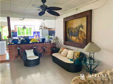 VENDO CASA CON PISCINA EN CORONADO (6)