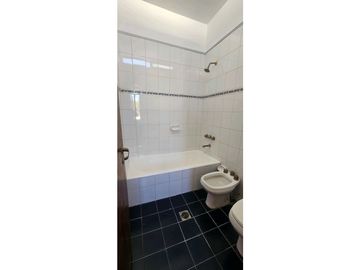 CASA · VENTA · BARRIO PARQUE · 3 DORMITORIOS · PILETA · GODOY CRUZ