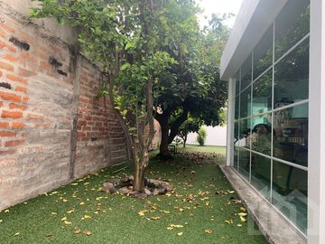 CASA DE VENTA EN URBANIZACIÓN SAN JOSÉ DEL VALLE