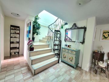 CASA DE VENTA EN URBANIZACIÓN SAN JOSÉ DEL VALLE