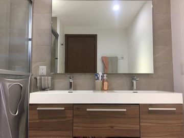 VENTA CASA EN PRIVADA - AV. JUÁREZ - CONTADERO