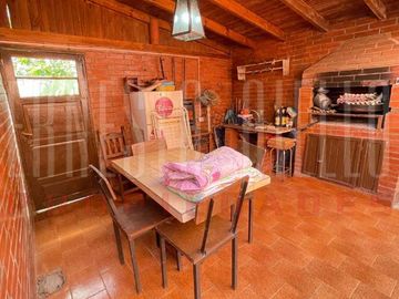 Casa en venta en Ezpeleta Este