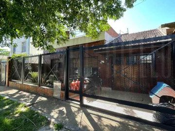 Casa en venta en Ezpeleta Este
