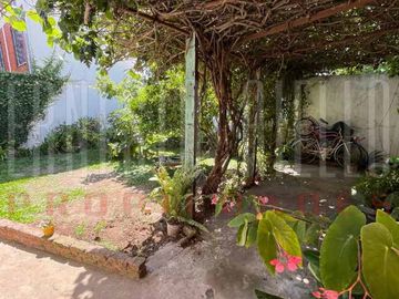 Casa en venta en Ezpeleta Este