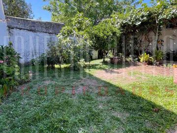 Casa en venta en Ezpeleta Este