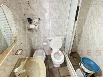 Casa en venta en Ezpeleta Este