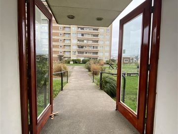 Departamento en Venta en Condominio plaza el este, Edificio los avellanos 281, departamento 602.