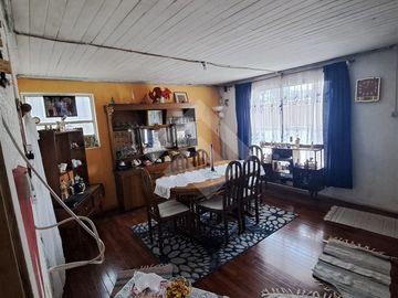 Casa en Venta en Claudina Parra