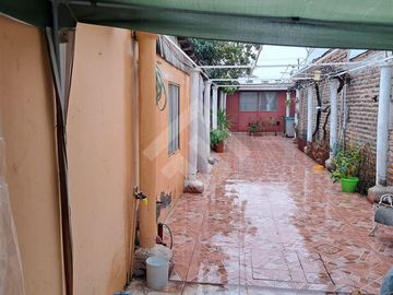 Casa en Venta en Claudina Parra