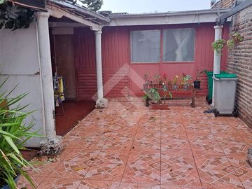 Casa en Venta en Claudina Parra