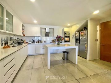 Departamento en Venta en La dehesa, Lo Barnechea