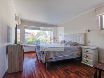 Casa en venta en LA REINA