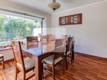 Casa en venta en LA REINA