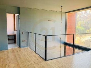 VENTA GRAN TERRENO CON 2 CASAS Y 2 LOFT CHICUREO