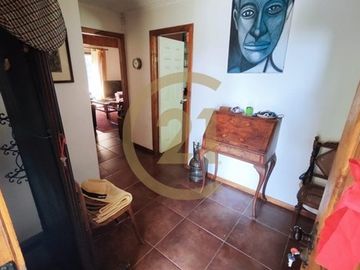 VENTA GRAN TERRENO CON 2 CASAS Y 2 LOFT CHICUREO