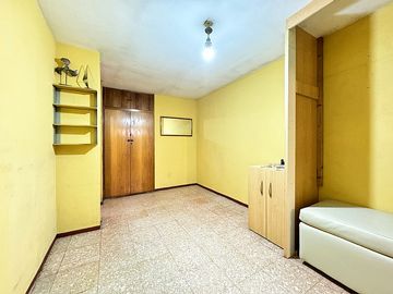 PARQUE TRES PONIENTE, 3 DORMITORIOS 1 BAÑO