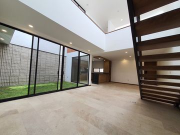 Casa en venta privada San Angel 2 con recamara en planta baja