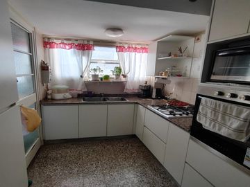 Departamento de 4 ambientes en Venta en Caballito