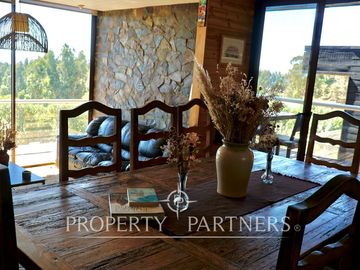 Pichilemu, Casa con Maravillosa vista a Punta de Lobos