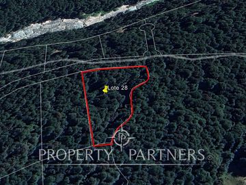 Excepcional terreno de esquina en Reserva Huilo Huilo