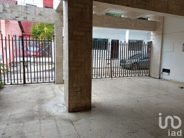 Casa en venta en Colonia Centro Carmen Serdán de San Andrés Tuxtla, Ver.