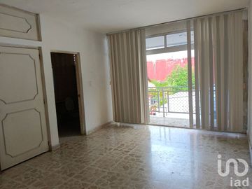 Casa en venta en Colonia Centro Carmen Serdán de San Andrés Tuxtla, Ver.