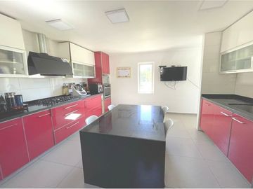 CASA ECO-SUSTENTABLE LO ARCAYA - CHICUREO