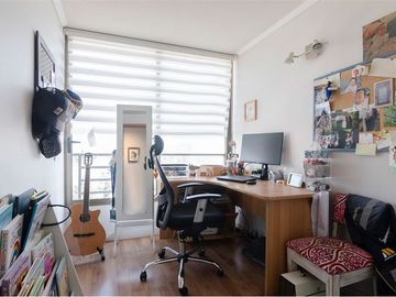 Moderno Departamento del 2014 en Las Condes