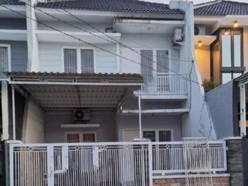 Rumah Green Mansion Residence Ngingas, Row Jalan 3 Mobil