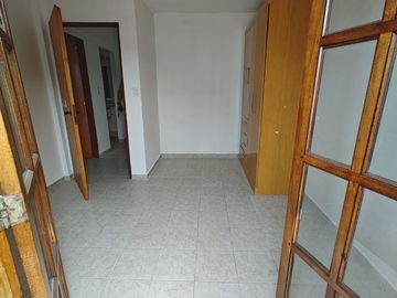 DUPLEX COMPLEJO INTERNO EN VENTA CALLE LAPRIDA AL 700