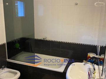 Casa en venta en Barrio El Resuello,La Reja Moreno