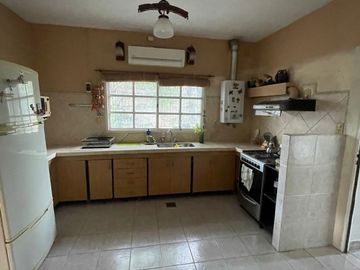 CASA EN VENTA BARRIO TORTUGUITAS