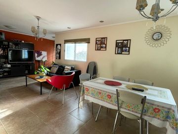 CASA EN VENTA BARRIO TORTUGUITAS