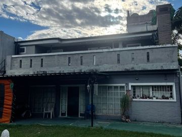CASA EN VENTA BARRIO TORTUGUITAS
