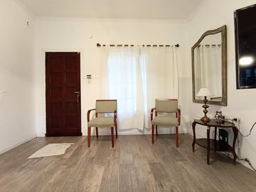 HERMOSA CASA - ZONA SANTA TERESITA -