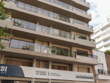 DEPARTAMENTO DE TRES DORMITORIOS VENTA CONFORT CENTRO
