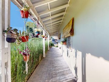 Casa en Venta con Pileta en Gonnet
