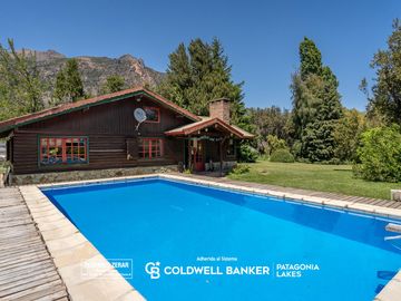 Casa en  Villa Lago Gutierrez mas 2 cabañas