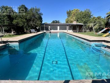 CASA EN VENTA BARRIO PARQUE GAONA