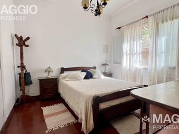 CASA EN VENTA BARRIO PARQUE GAONA
