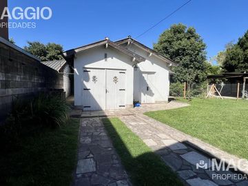 CASA EN VENTA BARRIO PARQUE GAONA