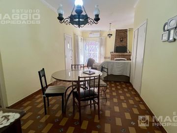 CASA EN VENTA BARRIO PARQUE GAONA
