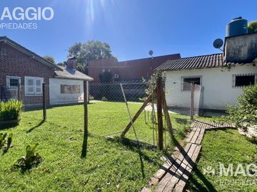 CASA EN VENTA BARRIO PARQUE GAONA