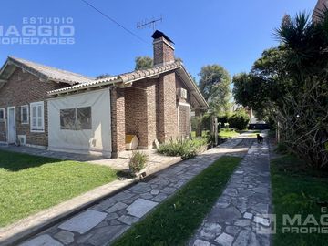 CASA EN VENTA BARRIO PARQUE GAONA