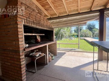 CASA EN VENTA BARRIO PARQUE GAONA