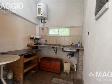CASA EN VENTA BARRIO PARQUE GAONA