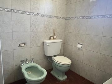 CASA EN VENTA BARRIO PARQUE GAONA