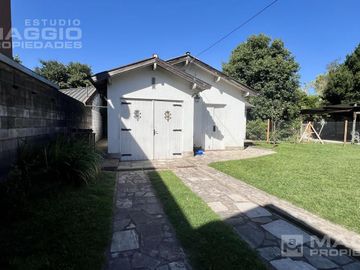 CASA EN VENTA BARRIO PARQUE GAONA