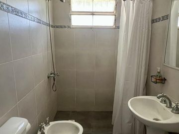 CASA EN VENTA BARRIO PARQUE GAONA