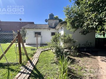 CASA EN VENTA BARRIO PARQUE GAONA